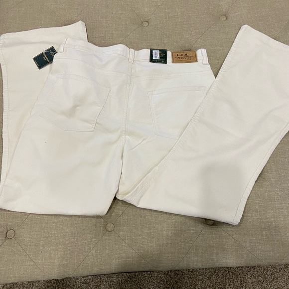 Pants - Picture 11 of 12